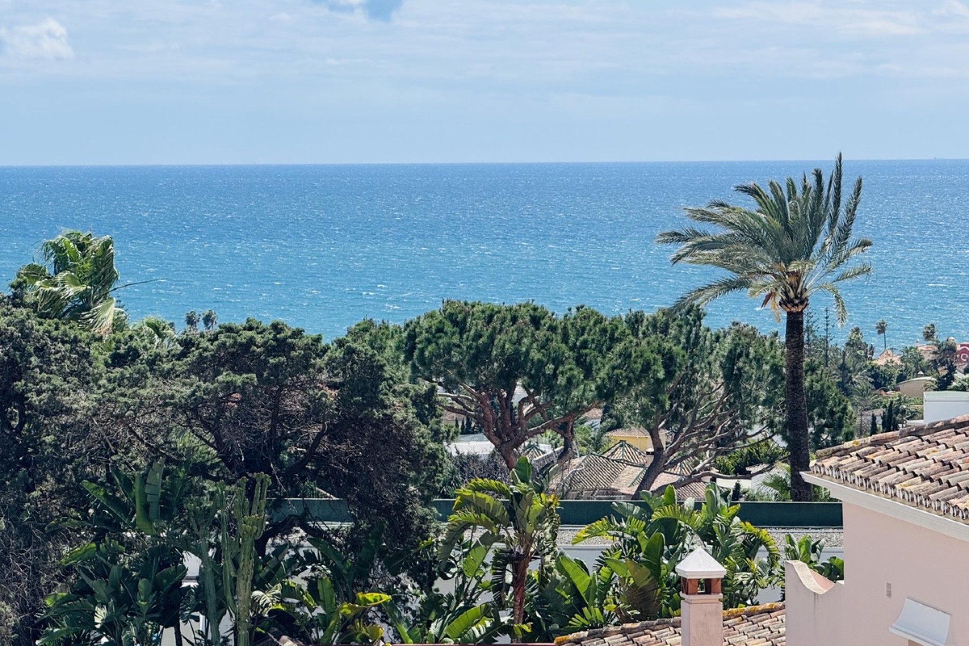 Resale - Villa - Marbella - Elviria