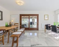 Resale - Villa - Marbella - Elviria