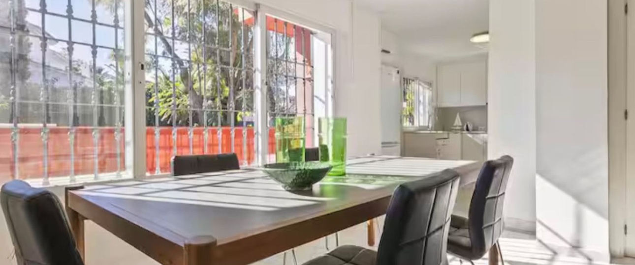 Resale - Villa - Marbella - Elviria