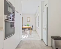 Resale - Villa - Marbella - Elviria