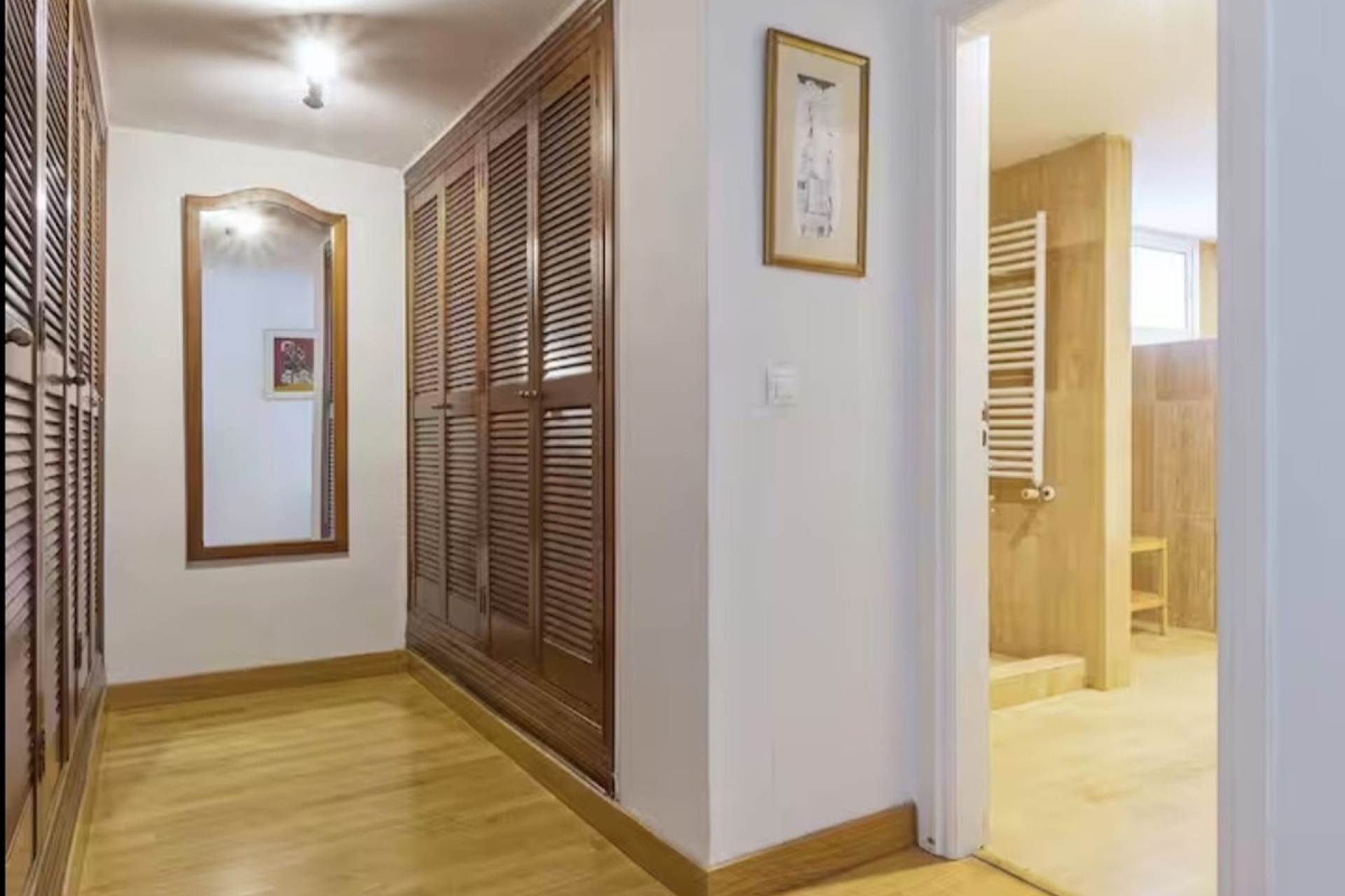Resale - Villa - Marbella - Elviria