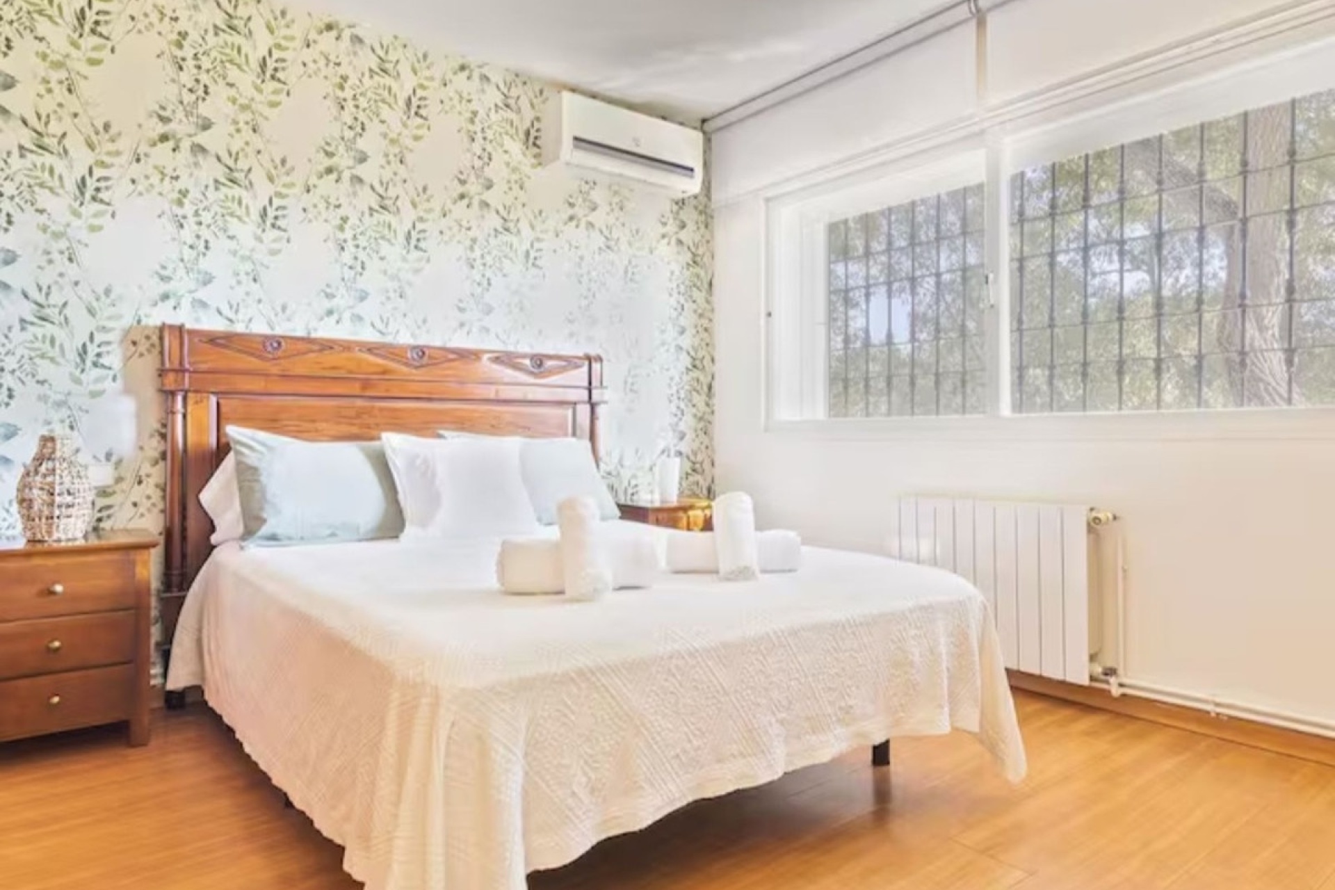 Resale - Villa - Marbella - Elviria
