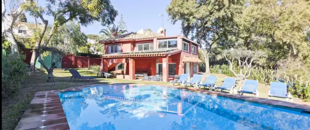 Resale - Villa - Marbella - Elviria