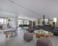 Resale - Villa - Marbella - Elviria