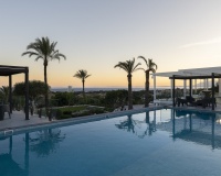 Resale - Villa - Marbella - Elviria