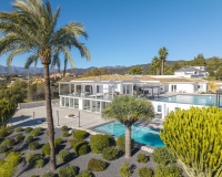 Resale - Villa - Marbella - Elviria