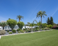 Resale - Villa - Marbella - Elviria