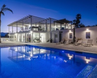 Resale - Villa - Marbella - Elviria
