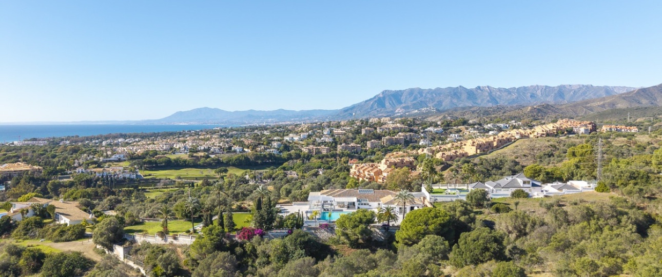 Resale - Villa - Marbella - Elviria