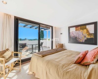 Resale - Villa - Marbella - Elviria