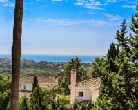 Resale - Villa - Marbella - Elviria