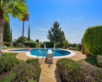 Resale - Villa - Marbella - Elviria