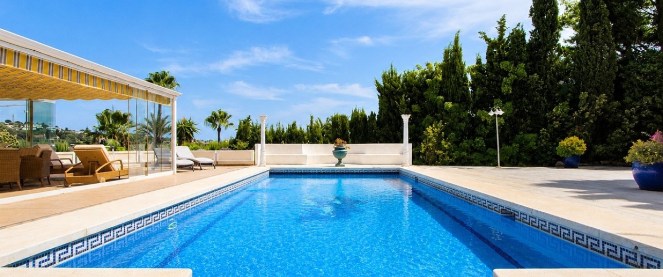Resale - Villa - Marbella - Elviria