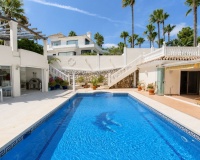 Resale - Villa - Marbella - Elviria