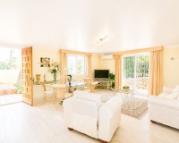 Resale - Villa - Marbella - Elviria