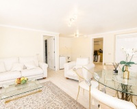 Resale - Villa - Marbella - Elviria