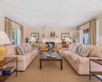 Resale - Villa - Marbella - Elviria