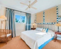 Resale - Villa - Marbella - Elviria