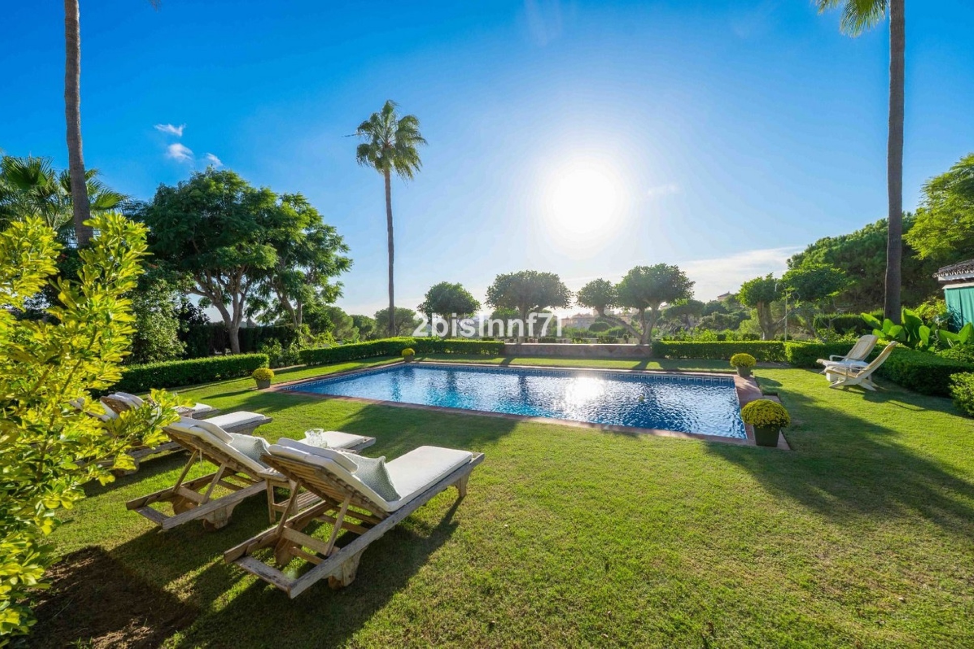 Resale - Villa - Marbella - Elviria