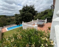 Resale - Villa - Marbella - Elviria