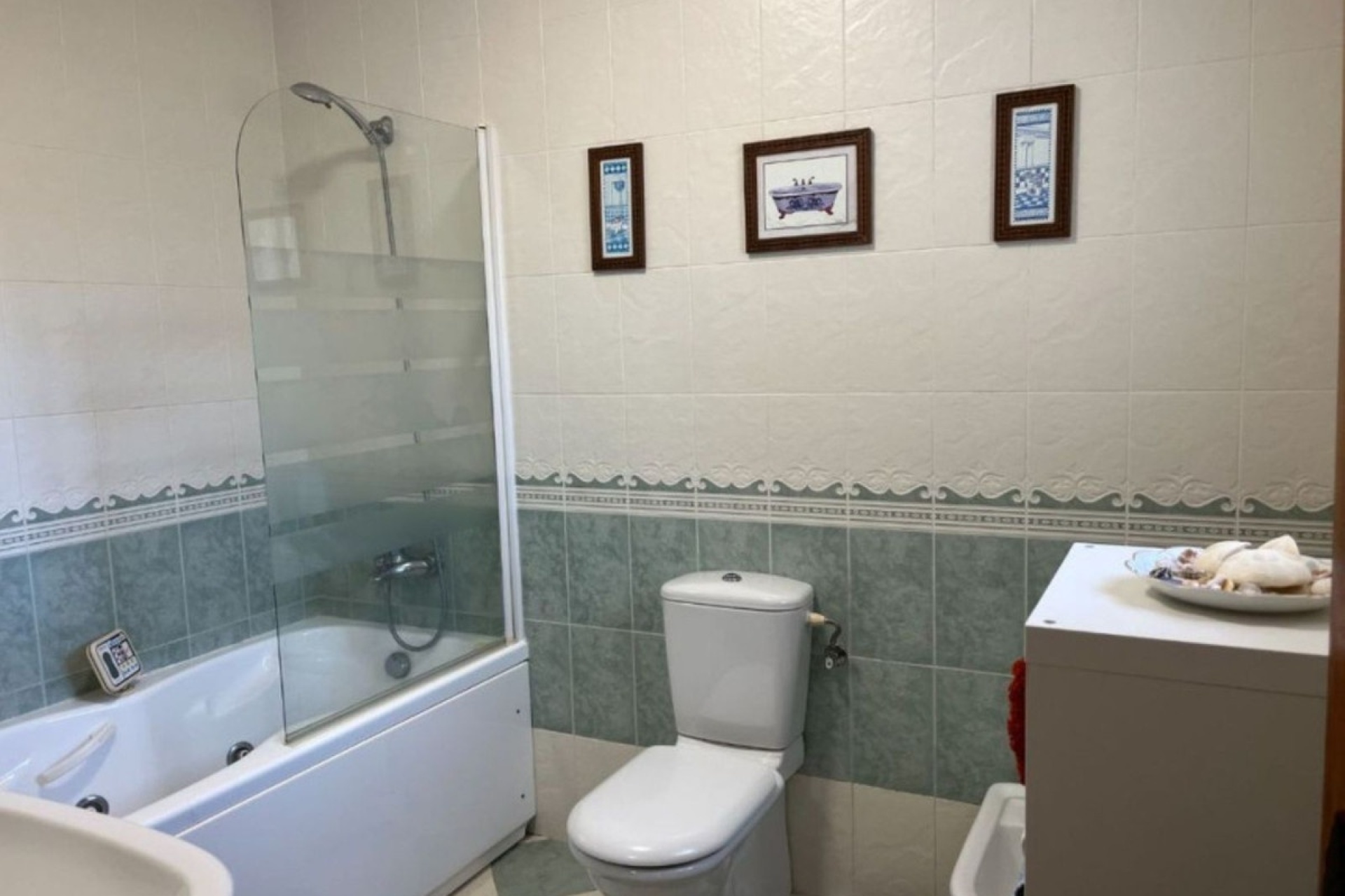 Resale - Villa - Marbella - Elviria