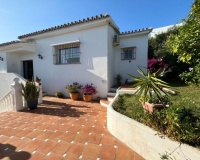 Resale - Villa - Marbella - Elviria
