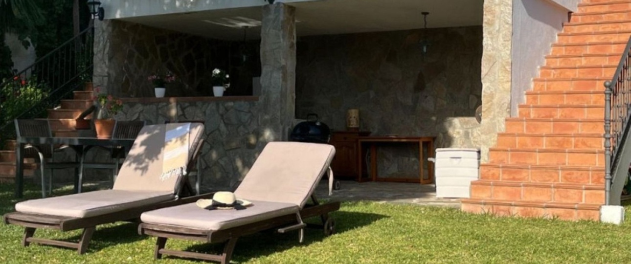 Resale - Villa - Marbella - Elviria