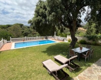 Resale - Villa - Marbella - Elviria