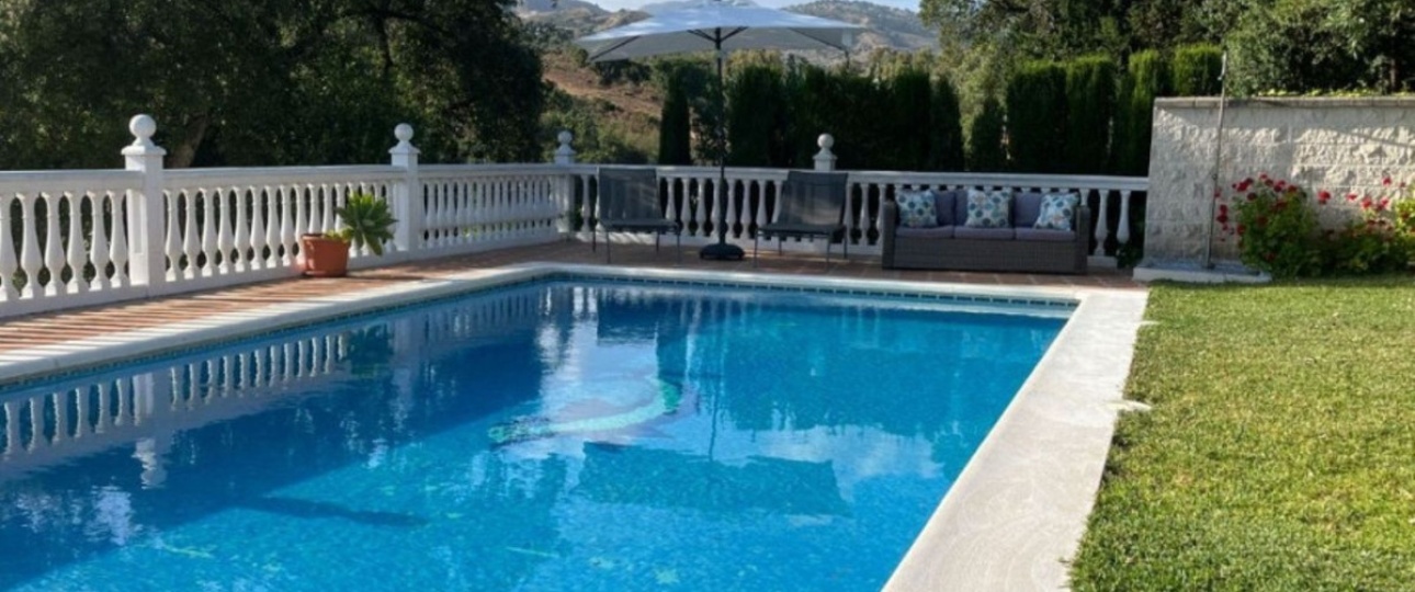 Resale - Villa - Marbella - Elviria