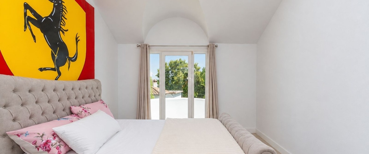 Resale - Villa - Marbella - Elviria