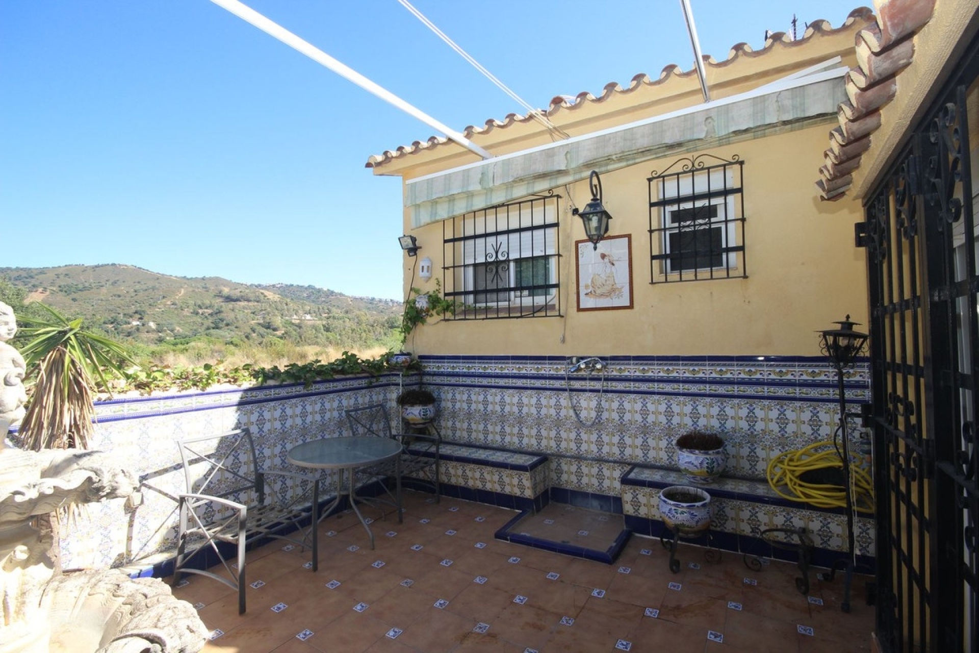 Resale - Villa - Marbella - Elviria