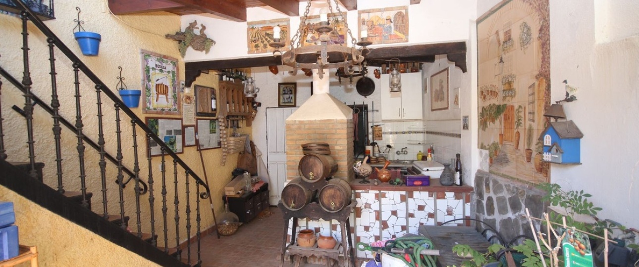 Resale - Villa - Marbella - Elviria
