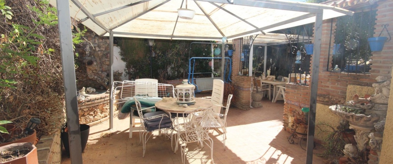 Resale - Villa - Marbella - Elviria