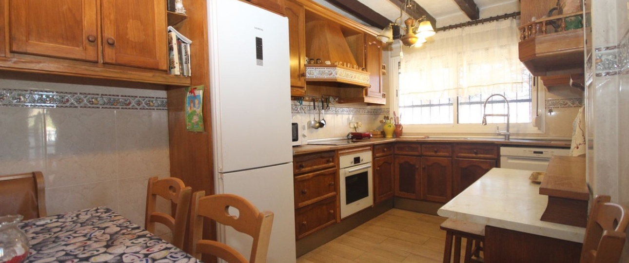 Resale - Villa - Marbella - Elviria