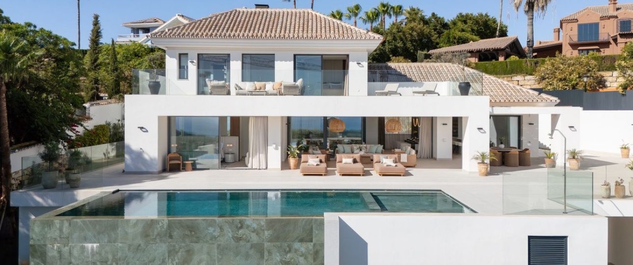 Resale - Villa - Marbella - Elviria