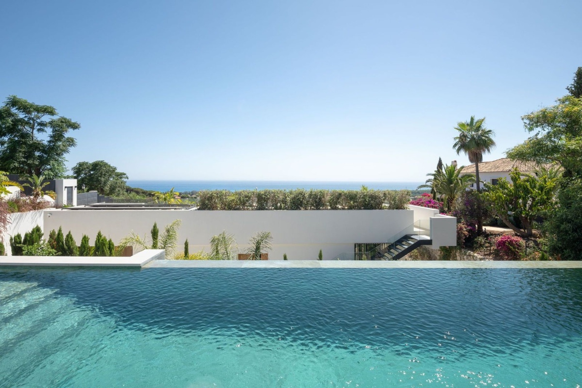 Resale - Villa - Marbella - Elviria