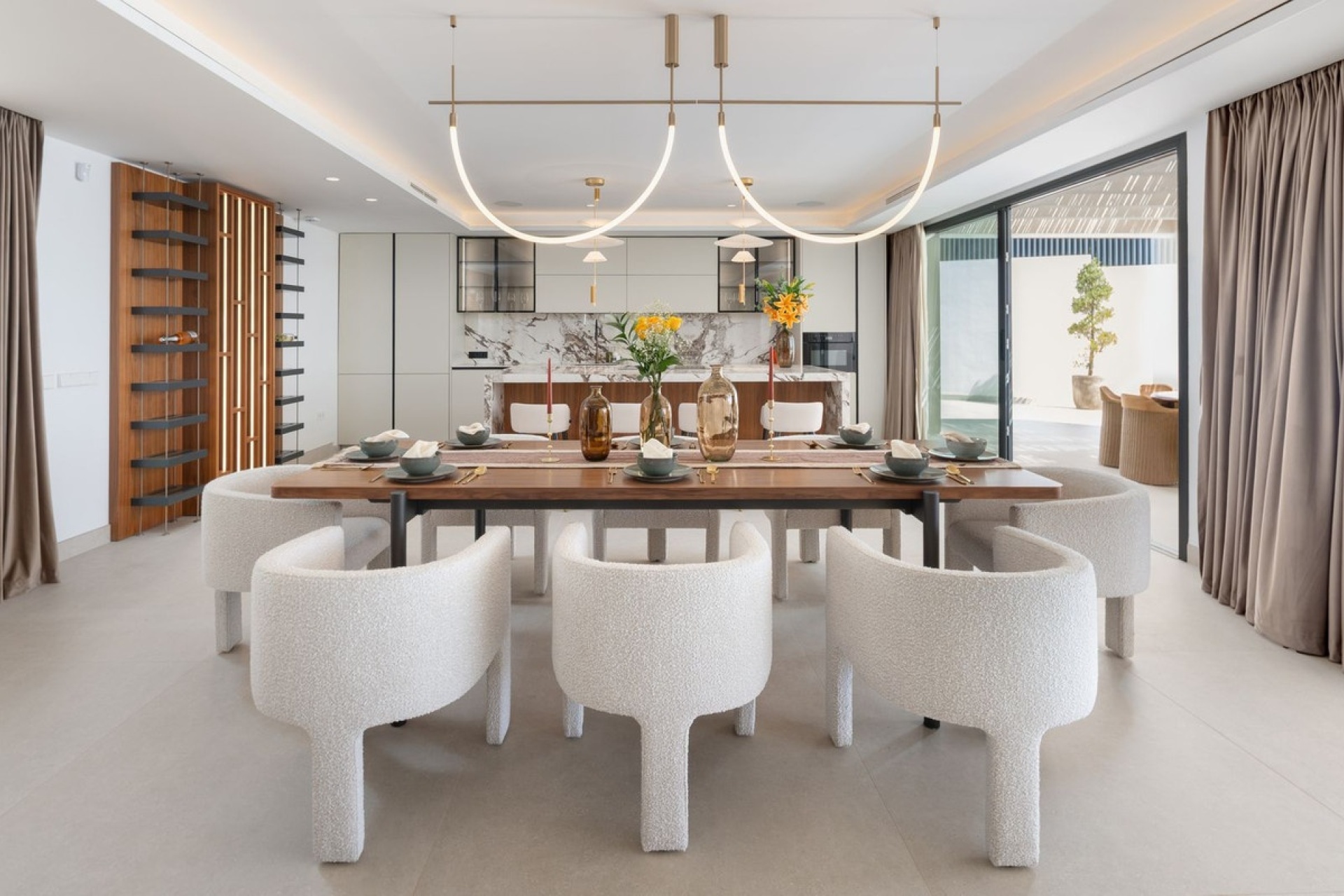 Resale - Villa - Marbella - Elviria