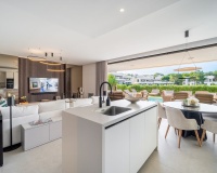 Resale - Villa - Marbella - Elviria