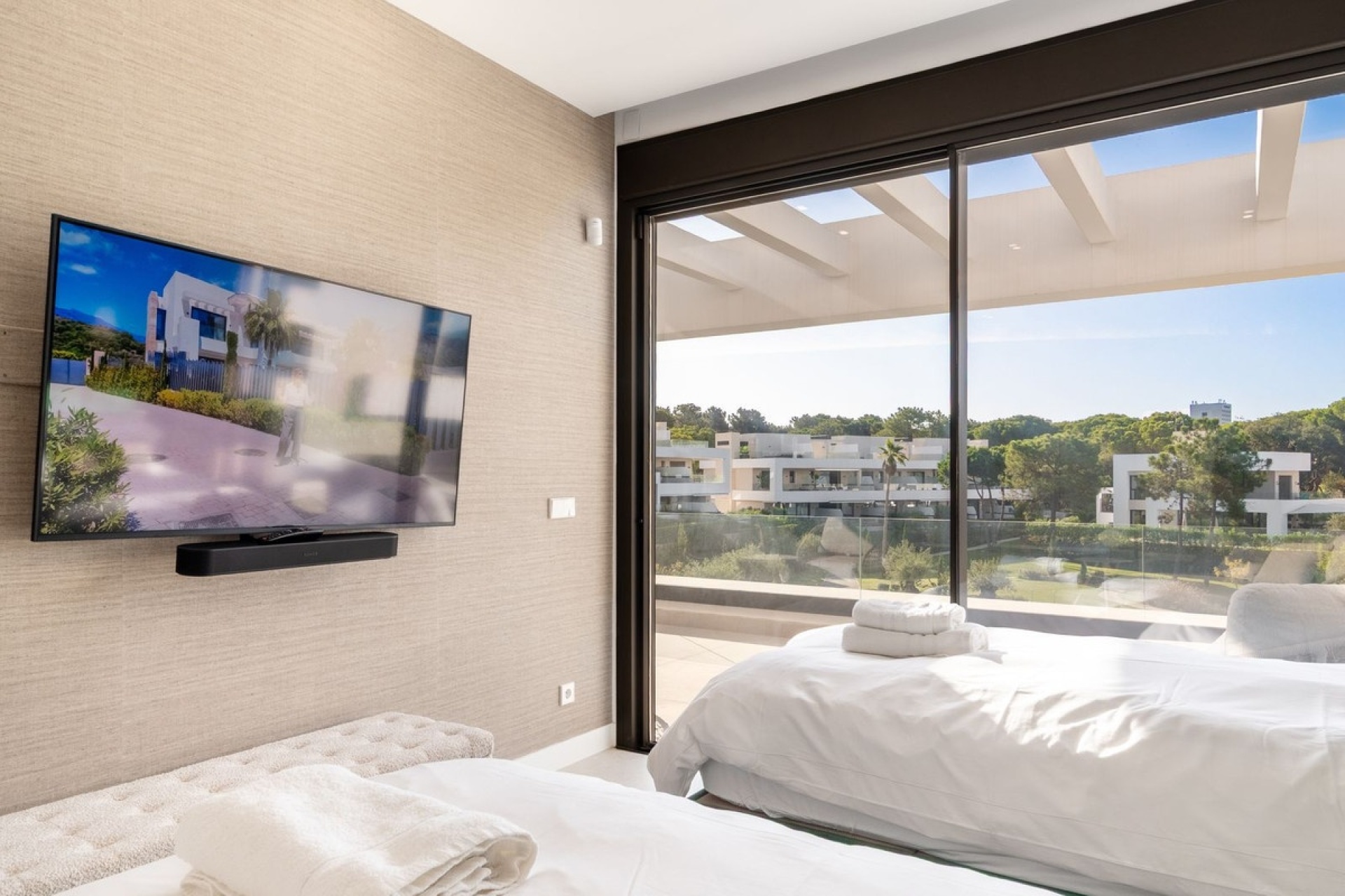 Resale - Villa - Marbella - Elviria