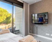 Resale - Villa - Marbella - Elviria