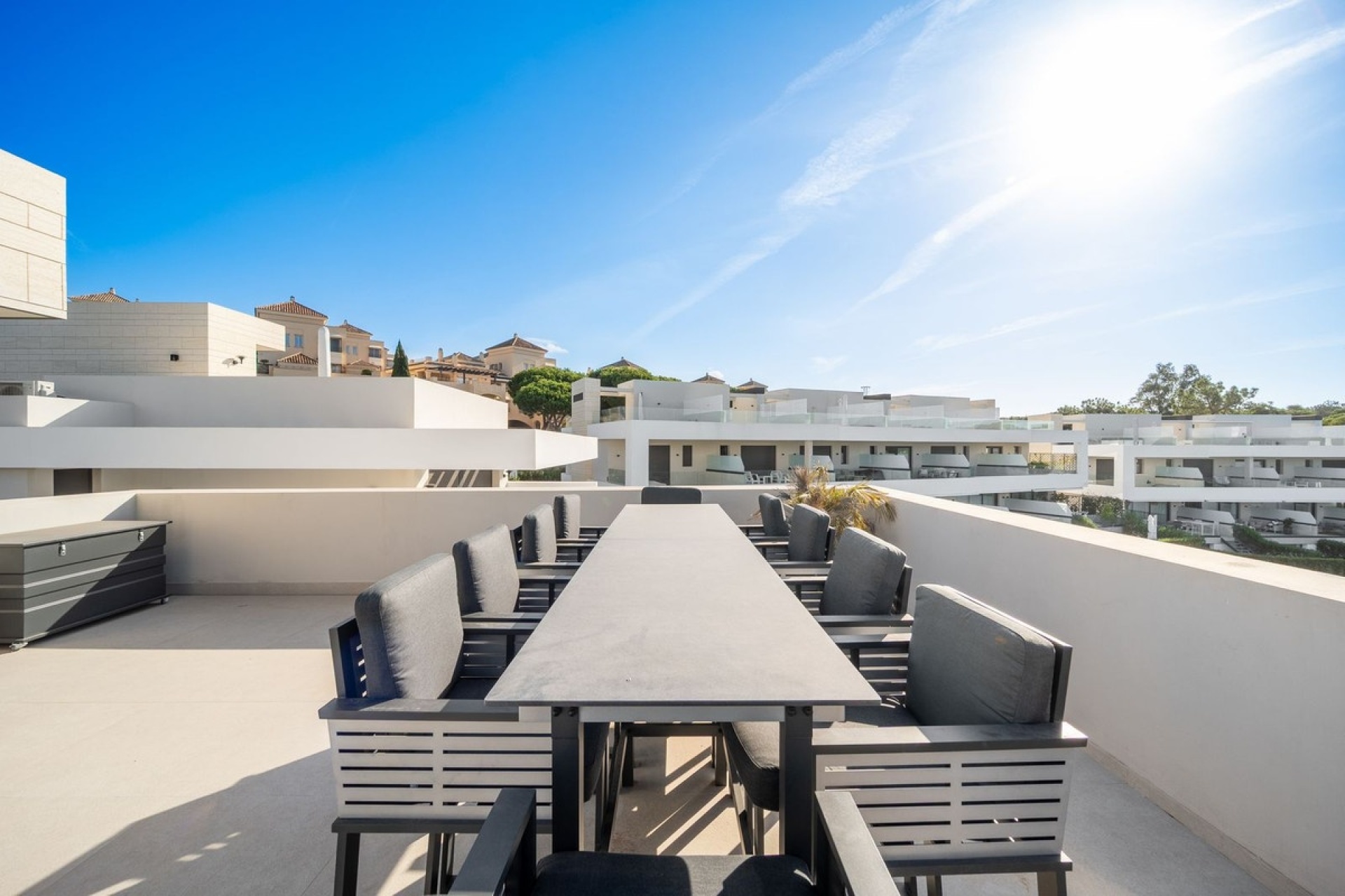 Resale - Villa - Marbella - Elviria
