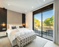 Resale - Villa - Marbella - Elviria