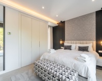 Resale - Villa - Marbella - Elviria