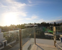 Resale - Villa - Marbella - Elviria