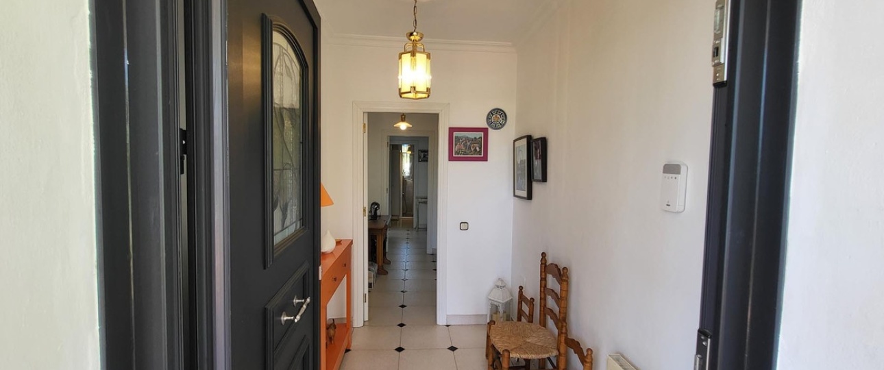 Resale - Villa - Marbella - Elviria