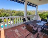 Resale - Villa - Marbella - Elviria