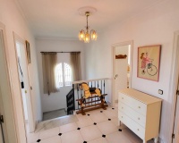Resale - Villa - Marbella - Elviria