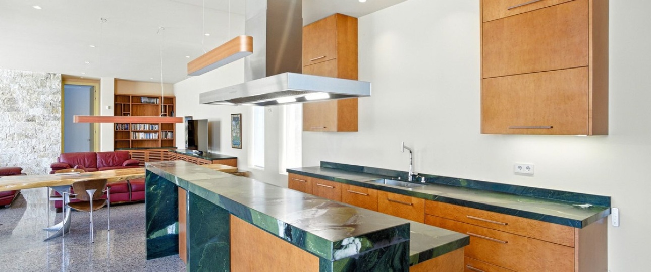 Resale - Villa - Marbella - Elviria