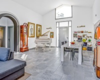 Resale - Villa - Marbella - Elviria