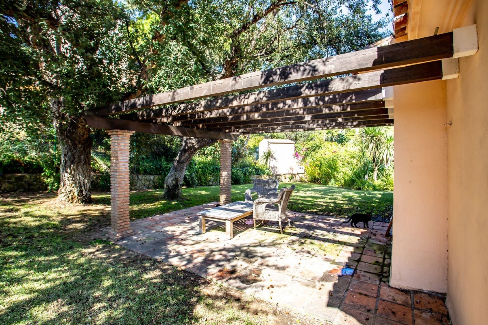 Resale - Villa - Marbella - Elviria